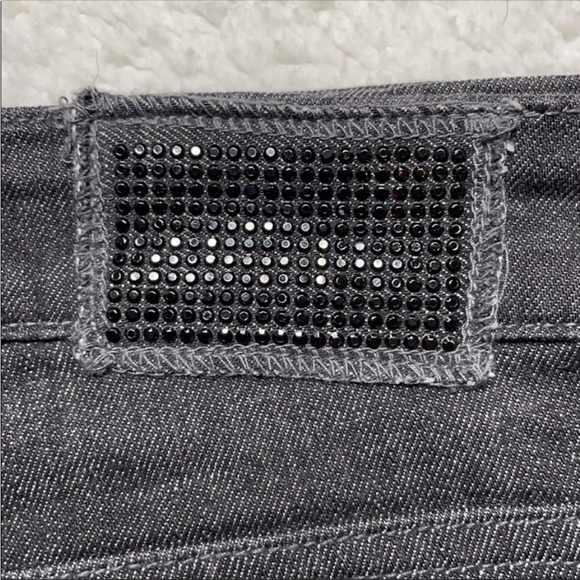 Forever 21 Black wash Jeans zipper bottoms Denim 
Size 24 - Picture 4 of 11